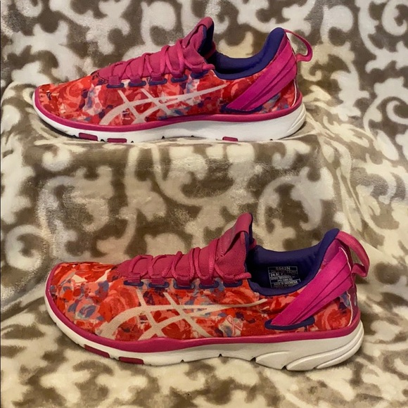 ASICS “fight action for women” breast cancer - Picture 6 of 7